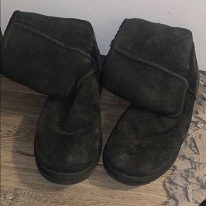 Black uggs